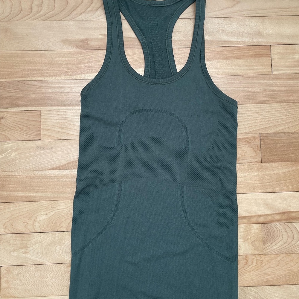 Lululemon Women's Racerback Tank Top - Dark Green | Size 2